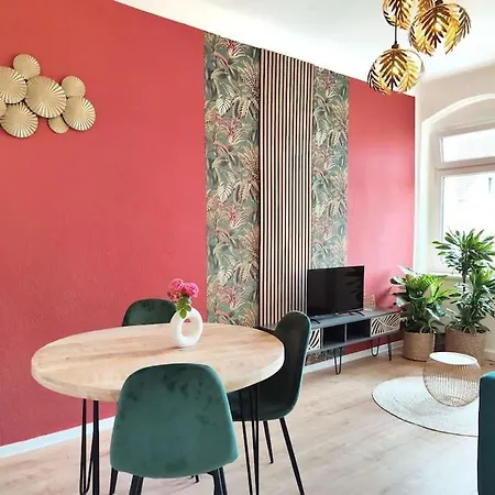 Tealounge 2 Raum + Kueche Appartement