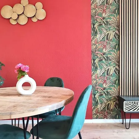 Tealounge 2 Raum + Kueche 아파트 *