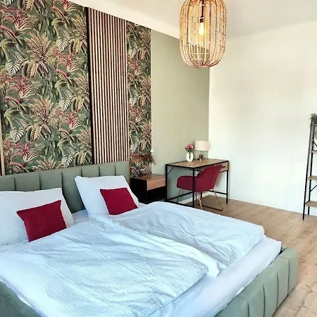 Tealounge 2 Raum + Kueche *